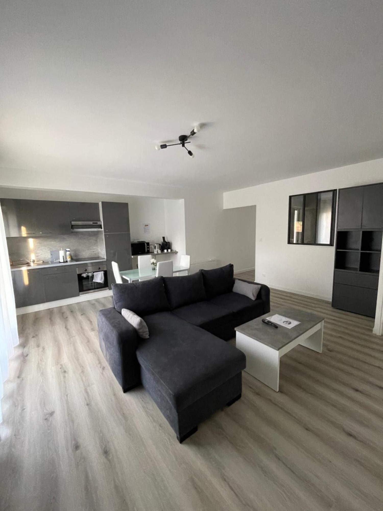 Maison Detente De 100 M2 Uniquement Couple-Famille-Travailleurs 维勒帕里西 外观 照片