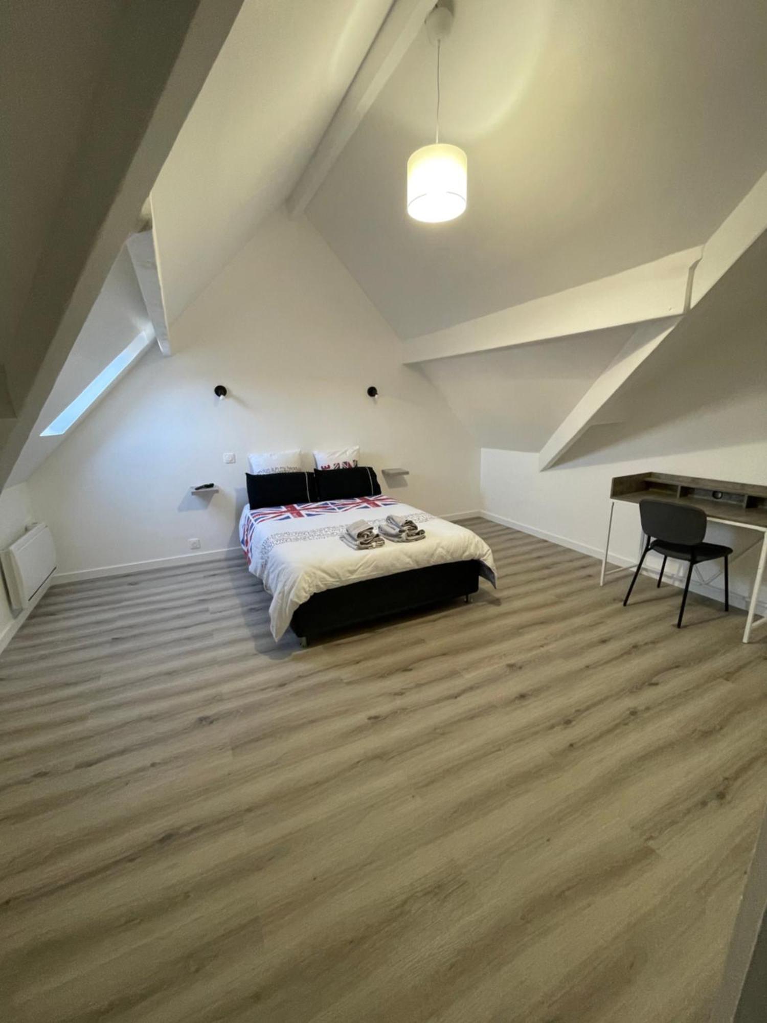 Maison Detente De 100 M2 Uniquement Couple-Famille-Travailleurs 维勒帕里西 外观 照片