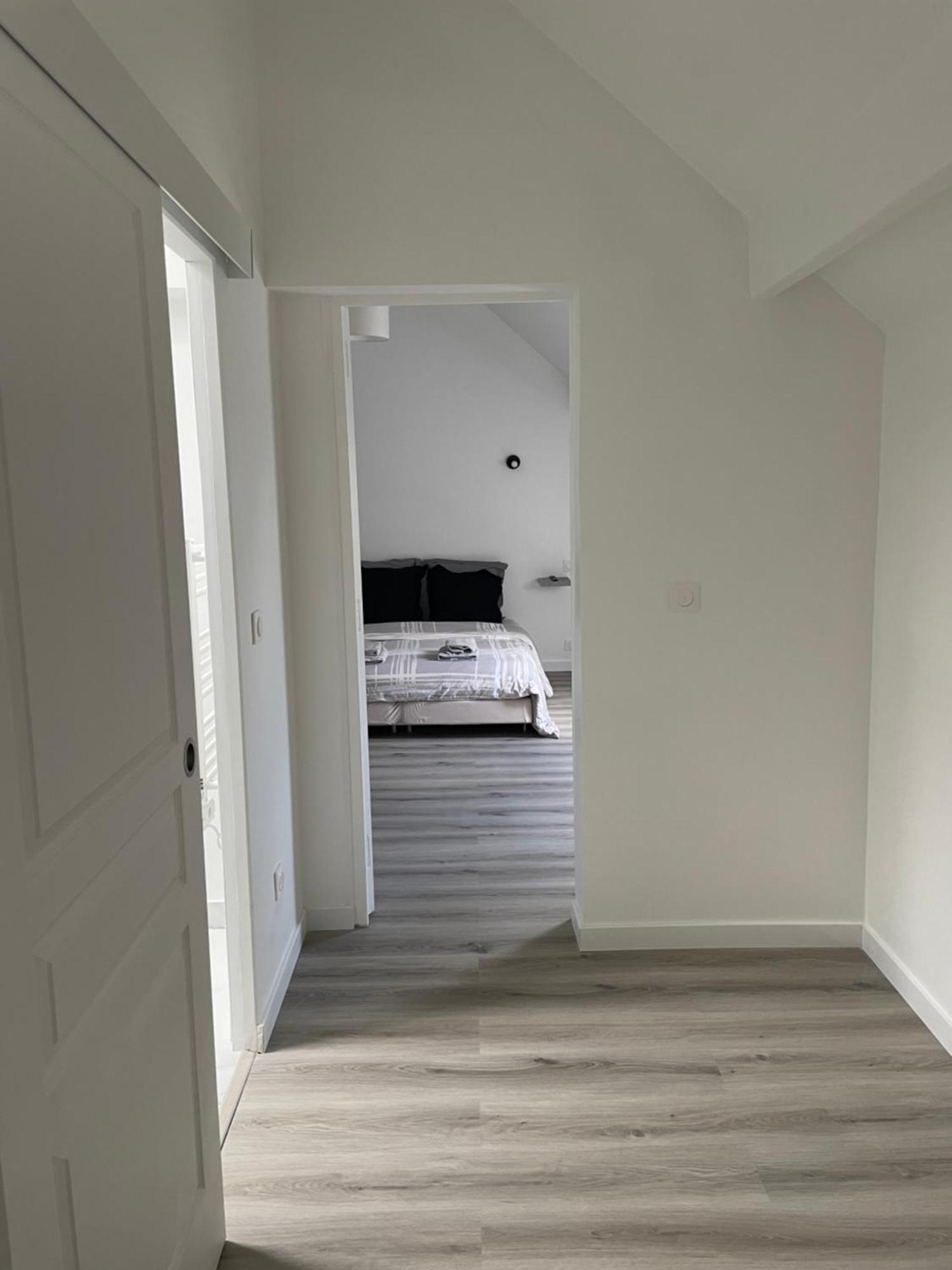Maison Detente De 100 M2 Uniquement Couple-Famille-Travailleurs 维勒帕里西 外观 照片